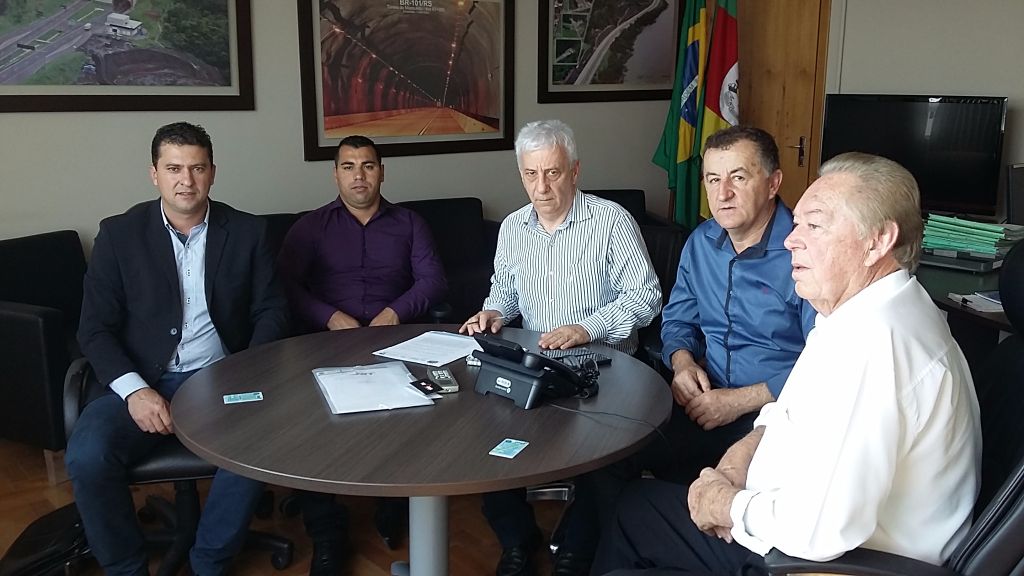 Prefeito e vereadores de Tio Hugo participam de reunião no DNIT em Porto Alegre