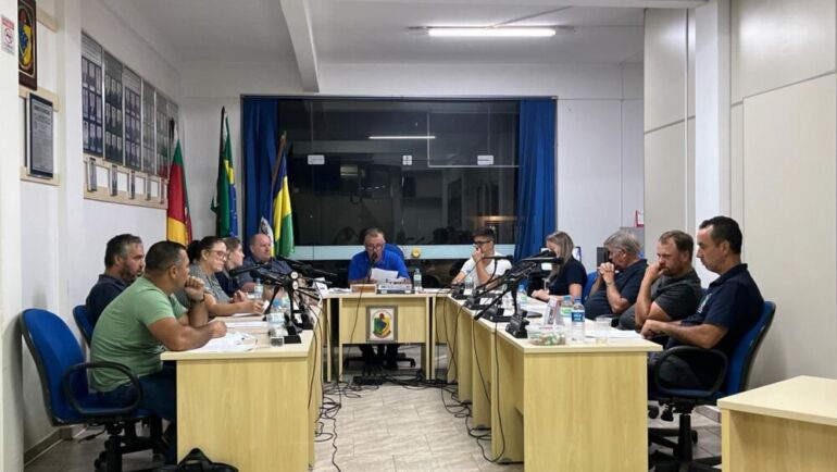 INFORMATIVO DA CÂMARA DE VEREADORES DE TIO HUGO/RS (08 DE ABRIL)