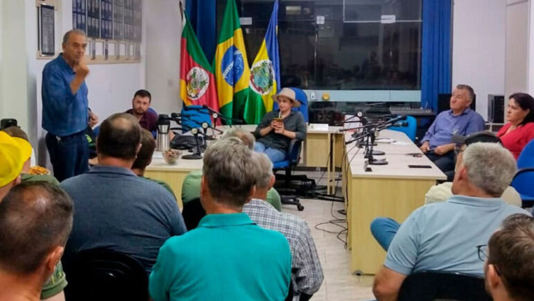 Câmara de Vereadores de Tio Hugo recebe debate sobre prorrogação de dívidas e securitização rural
