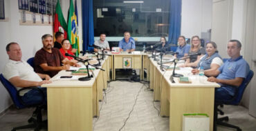 Atuação do Sicredi é destacada em apresentação aos vereadores