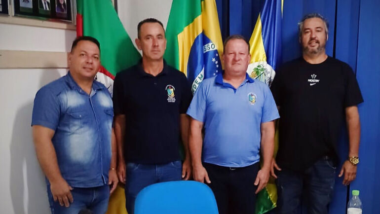 Vereador Lúcio Nelson Bruinsma é eleito presidente da Câmara de Tio Hugo para 2026